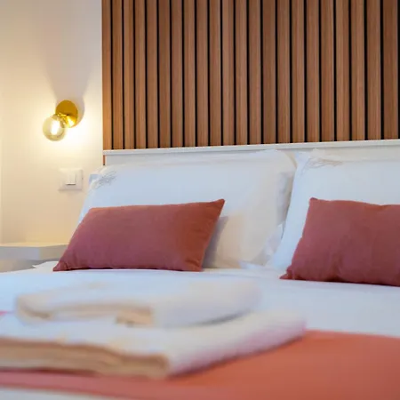 Euphoria - Elegance * Conversano